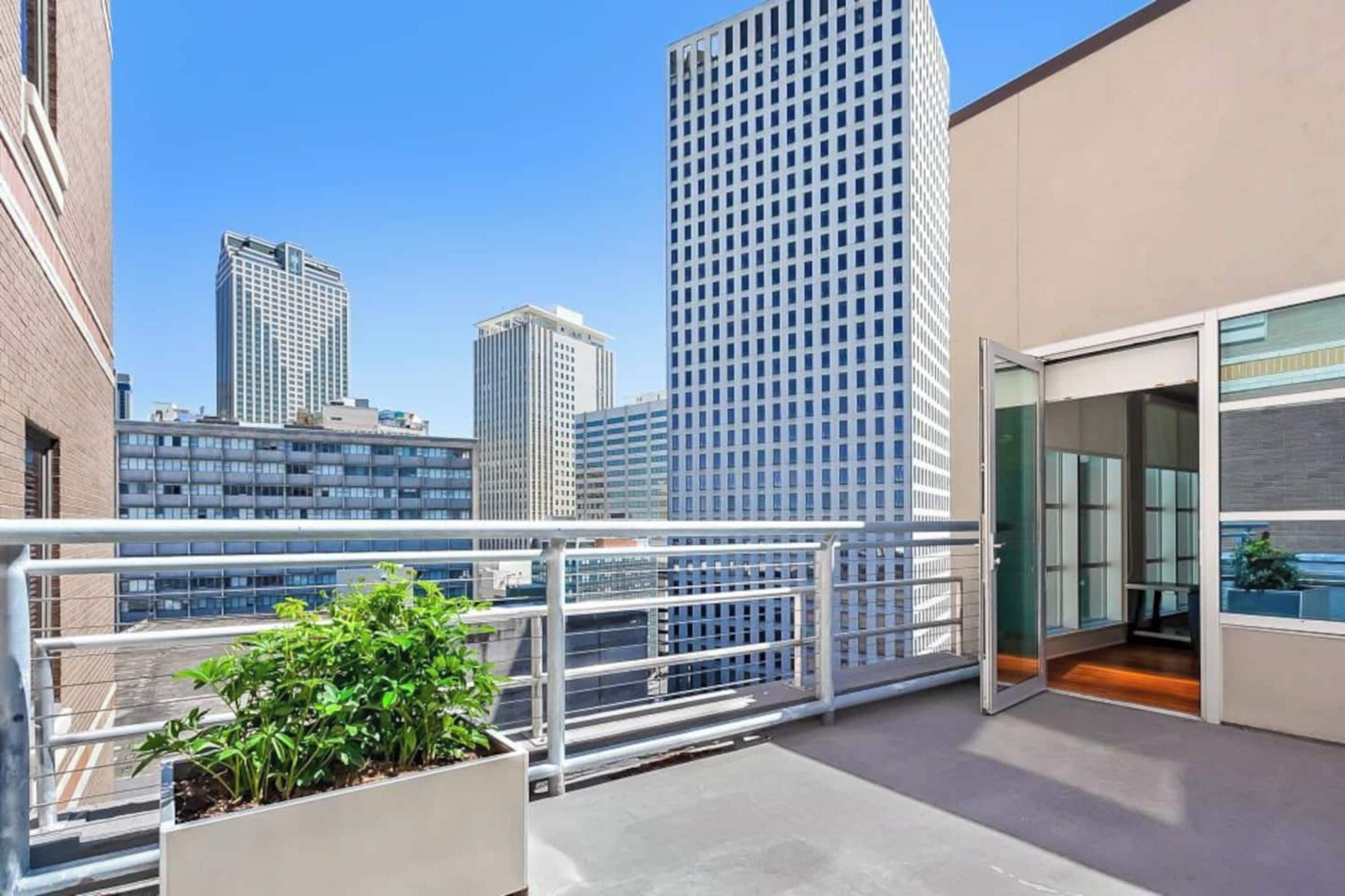 Signature-Penthouse, 1 Queen-Bett und Schlafsofa | Terrasse/Patio