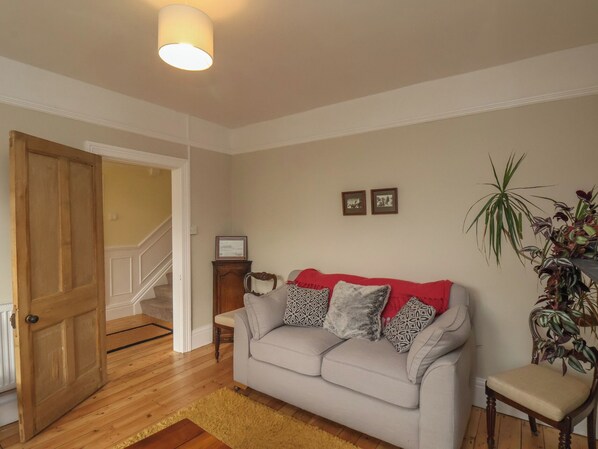 Living area - The Manse (Saltburn-by-the-Sea)