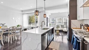 Private kitchen - 5BR Columbia Heights Home, Garage Parking, Steps to Metro (Washington)
