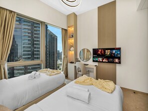 2 chambres, fer et planche à repasser, Wi-Fi, draps fournis