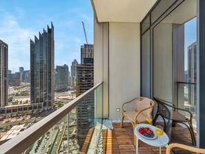 Property grounds - New 2BR | Burj Khalifa Infinity Pool | Dubai Mall (Dubai)