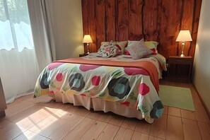 Individually decorated, individually furnished, bed sheets