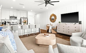 Smart TV, stereo