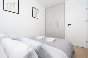 شقة | مكواة/لوح كي وواي فاي مجانًا