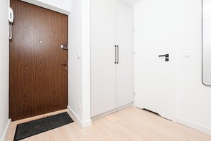 مكواة/لوح كي وواي فاي مجانًا