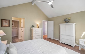 House, Multiple Beds, Patio, Golf View (30 Fairway Club) | 3 bedrooms, individually decorated, individually furnished, bed sheets