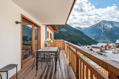Tilia centrally-located modern Apartment Champagny