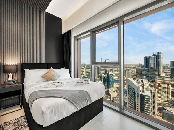 1 bedroom, desk, iron/ironing board, WiFi