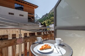Condo Confort, cuisine, vue sur la montagne | Terrasse/patio