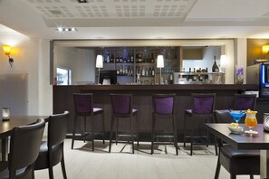 Bar (in der Unterkunft)