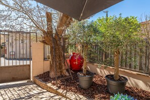 Property grounds - Gite Jaune – Paradise of Provence (Le Pin)