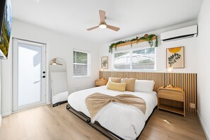 3 slaapkamers, een bureau, gratis wifi, beddengoed