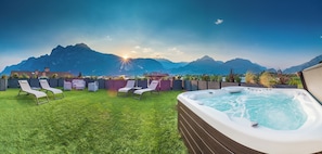 Sun deck - Maffei Apartments - Active Holidays (Riva del Garda)