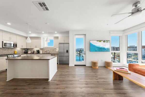 Microwave, oven, stovetop, dishwasher