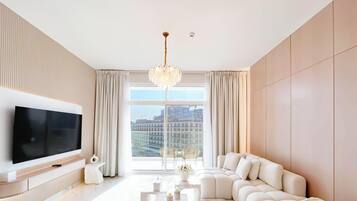 Apartment (2 Bedrooms) | Front of property