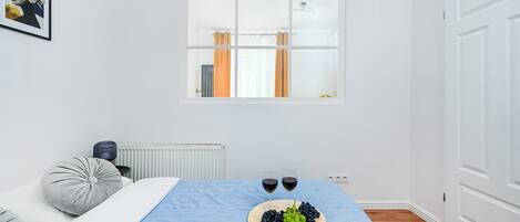 Comfort Apartment, City View | Blackout curtains, soundproofing, iron/ironing board, free WiFi