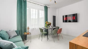 Comfort-Apartment, Stadtblick | Wohnbereich