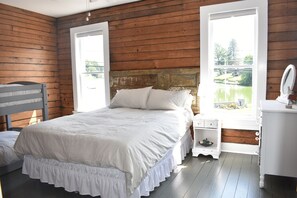 3 habitaciones, tabla de planchar con plancha, wifi y ropa de cama