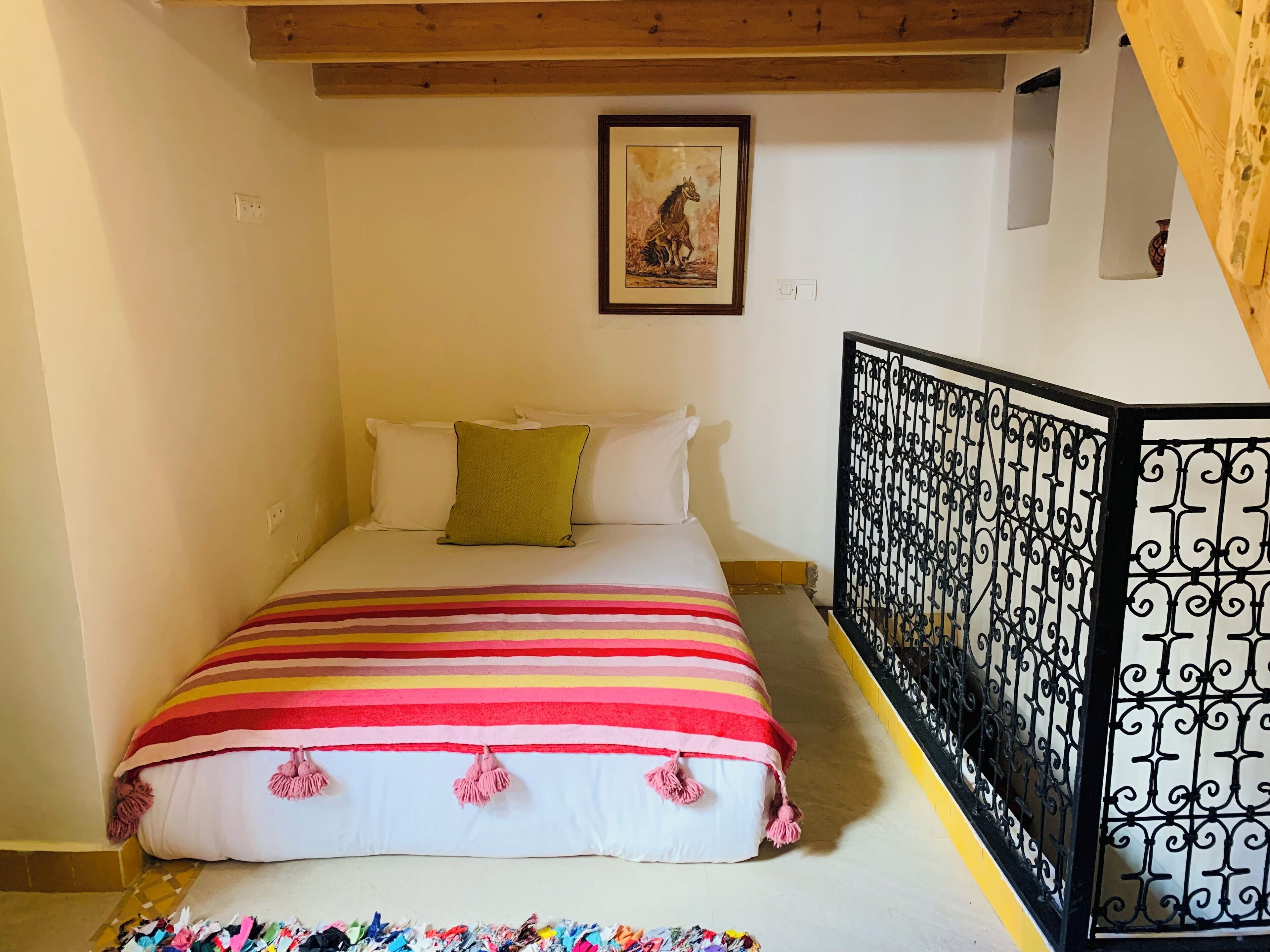 Duplex | Värdeförvaringsskåp på rummet, mörkläggningsgardiner och gratis wi-fi