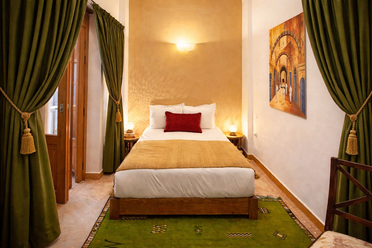 Oda | Odada kasa, güneşlik/perde, ücretsiz kablosuz İnternet, çarşaf takımı 