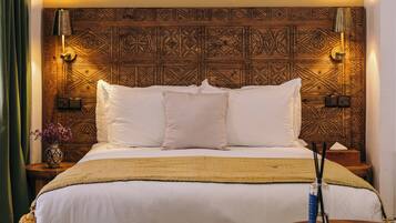 Room | In-room safe, blackout drapes, cribs (free), WiFi (free)
