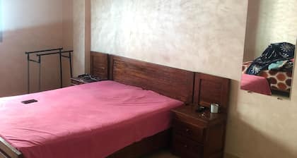 Chambre au centre ville a cÎté de la médina