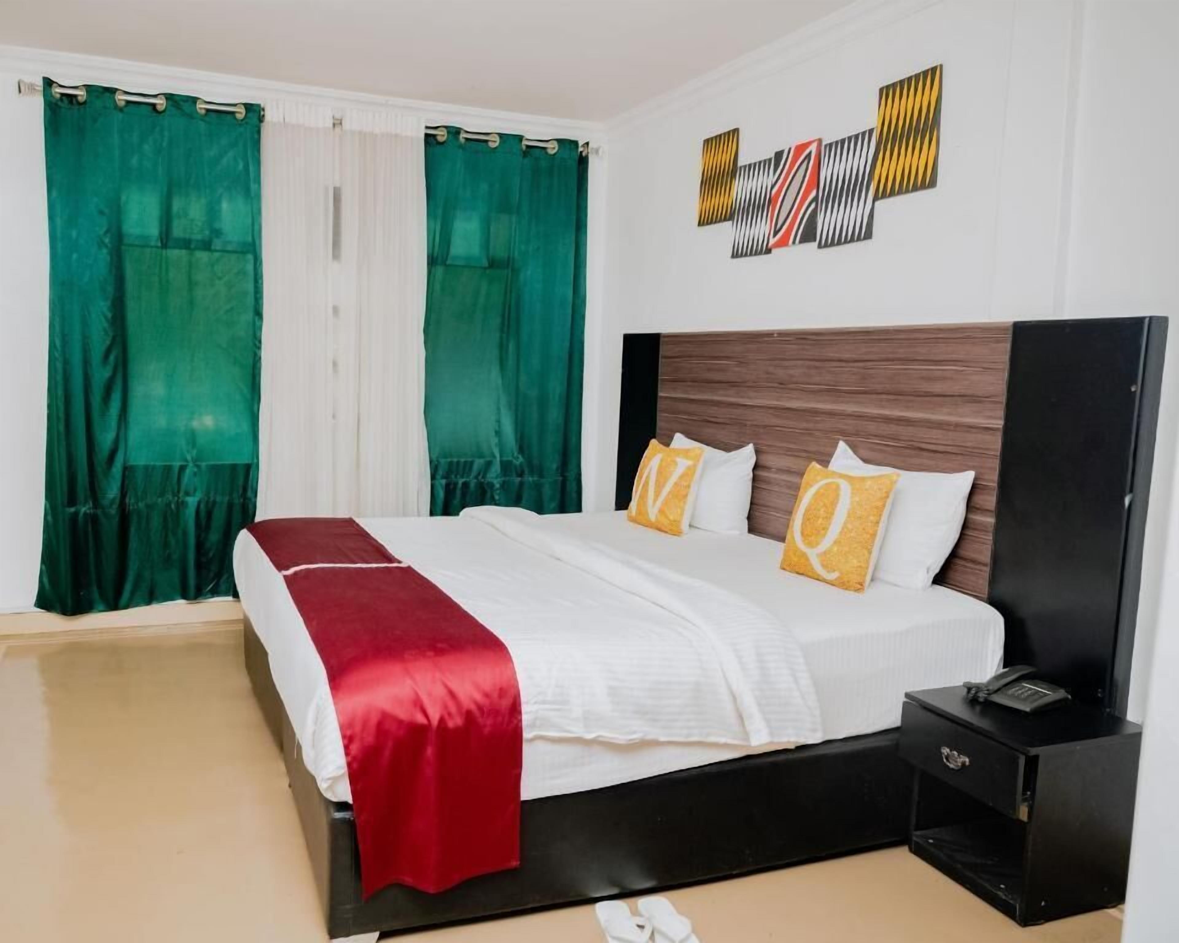 Basic Room, 1 Bedroom, Balcony, Garden View | In-room safe, individually decorated, individually furnished, desk