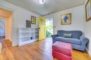 TV - Close to Hospital & Dtwn! Extended Stay in Jax (Jacksonville)