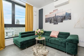 TV a schermo piatto 40 pollici con canali digitali