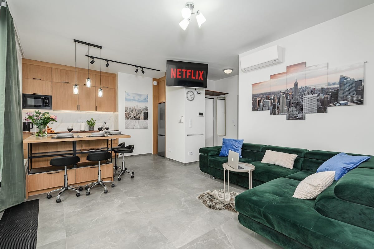 Televisión de pantalla plana