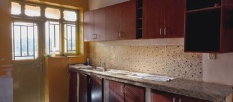 Cheerful suburban Home