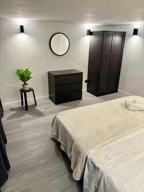 Superior Apartment | Free WiFi