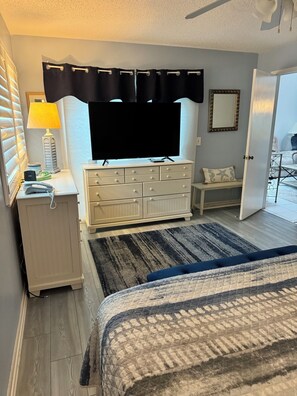 2 bedrooms, iron/ironing board, Internet, bed sheets