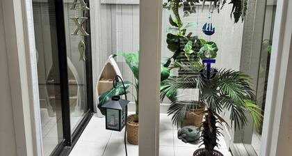 Sea Woods Community 2-bedroom villa in cool New Smyrna Beach