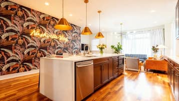 House | 4 bedrooms, Internet