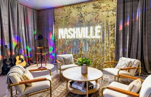 House | 4 bedrooms, Internet