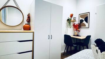 1 soveværelse, sengetøj