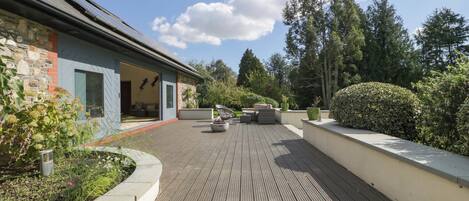 ลานระเบียง/นอกชาน