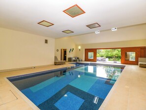 Pool - Heathcliffe House (Cardiff)