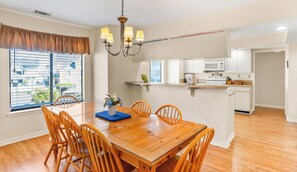Villa, Multiple Beds, Balcony, Ocean View (643 New Haven) | Dining - Escape to Oceanfront Bliss (Fripp Island)