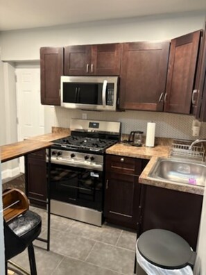 Comfort-Suite | Eigene Küche | Großer Kühlschrank, Mikrowelle, Ofen, Herdplatte