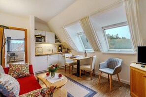 TV - Apartment 'Karroo' with Shared Garden and Wi-Fi (Wittdün)