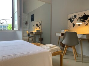 1 bedroom, iron/ironing board, free WiFi, bed sheets - Charming Penthouse in the heart of Rome (Roma)