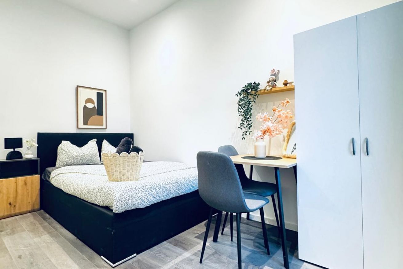 1 bedroom, iron/ironing board, bed sheets