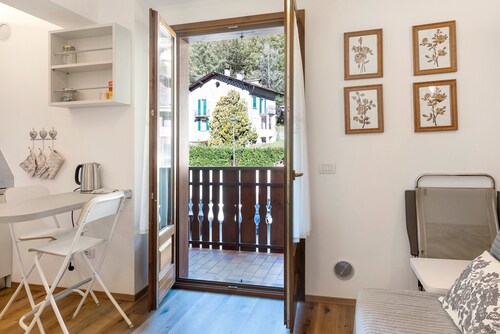 Maison de Vacances 'Super Mini Lanzada -' avec Vue sur la Montagne, Balcon et Wi-Fi