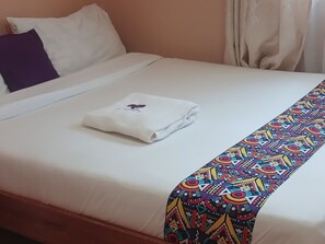 Phòng đơn Deluxe | Truy cập Internet không dây miễn phí, bộ trải giường