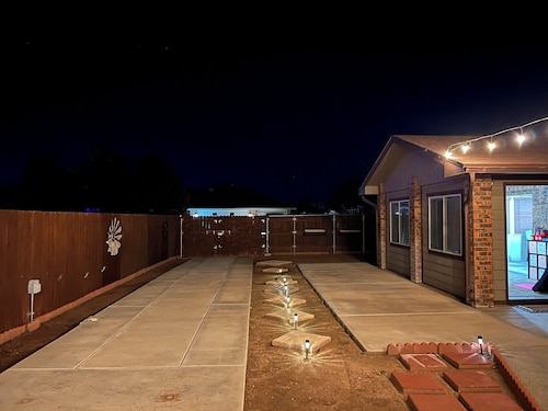 💆 Relaxation-Focused
Relax & Recharge- Cozy 3BR & 2BA with Jet Tub+Massage Chair