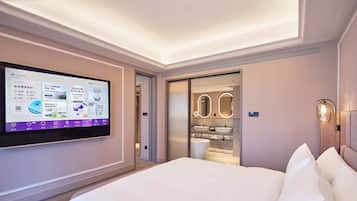 Guest Suite Room, 1 King Bed | Soundproofing