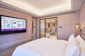 Guest Suite Room, 1 King Bed