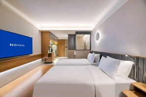 Roba de llit d'alta qualitat, minibar gratuït i escriptori 